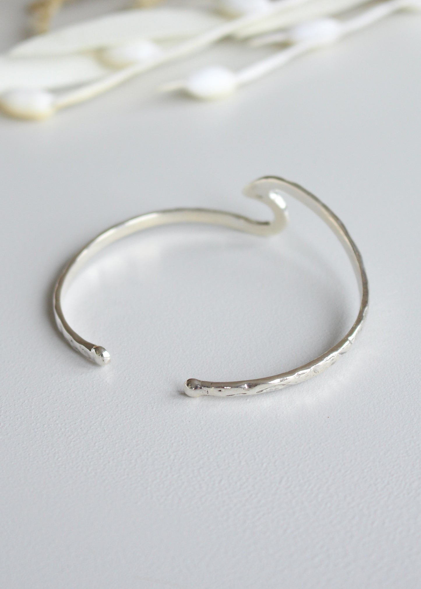 Onda Sterling Silver Wave Bracelet