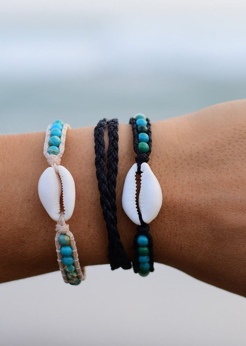 Double Wrap Cowrie Shell Black Bracelet