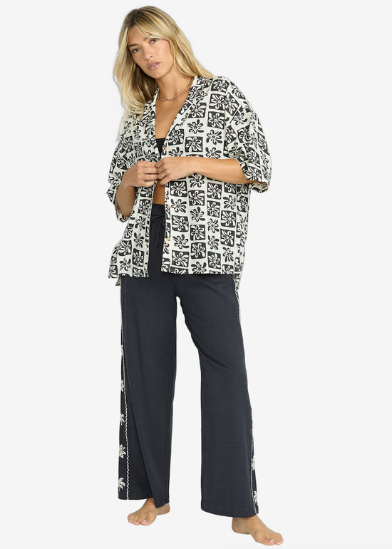 Beach Side Printed Short Sleeve Shirt