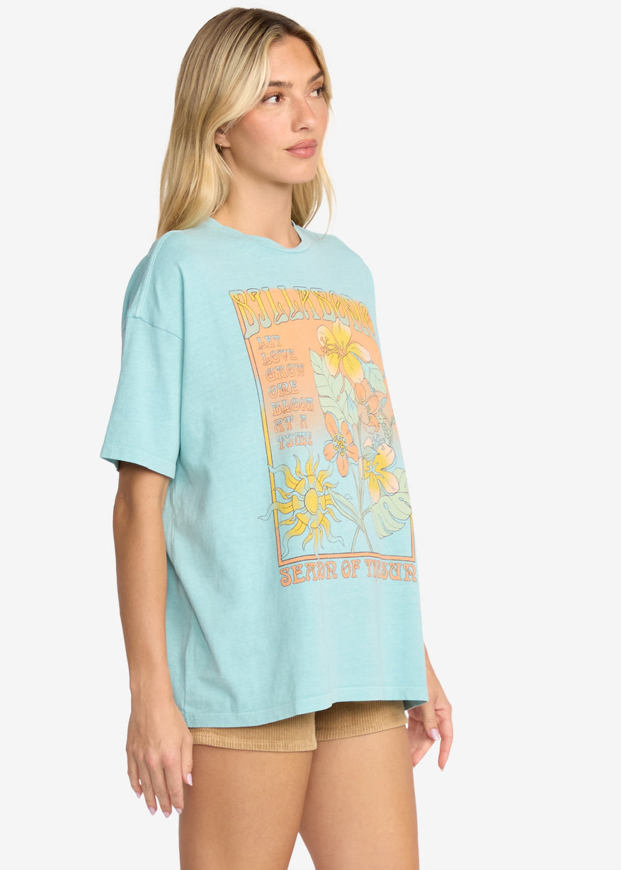 Daylight Blossoms Summer Sessions Tee