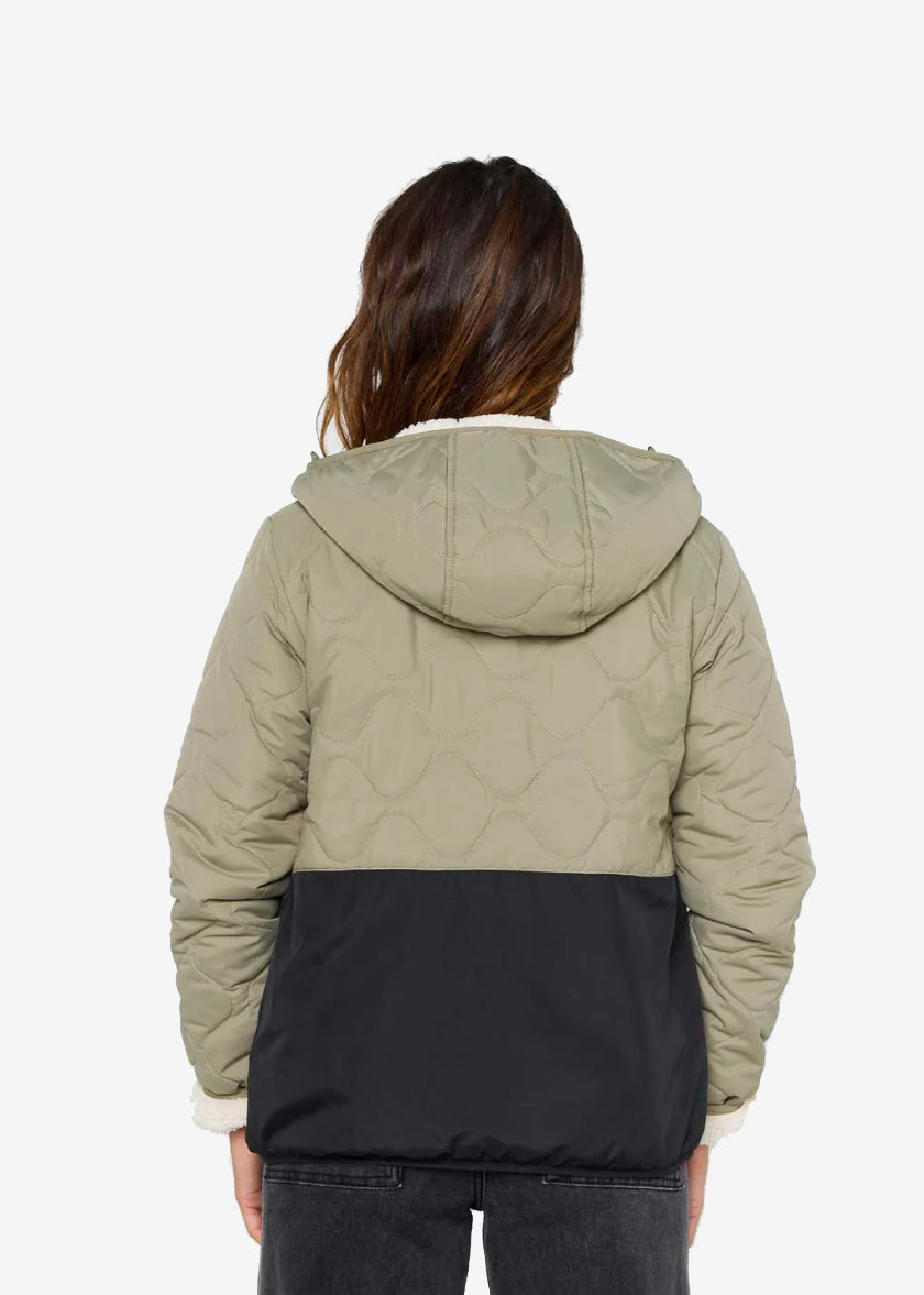 Anti-Series Anoeta Quilted Zip Jacket in Olive