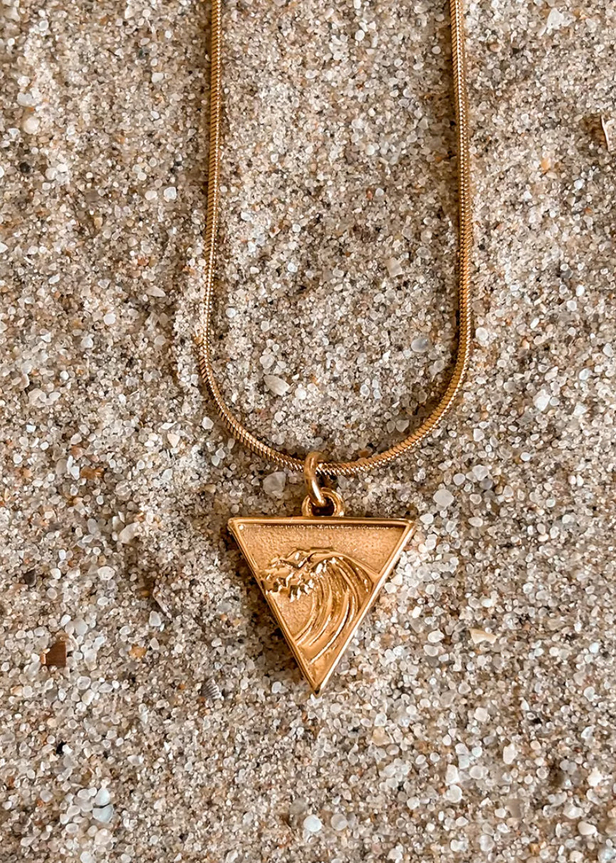 Ocean Wave Rider Necklace - Gold