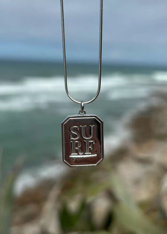 Ocean Surfgirl Necklace - Silver