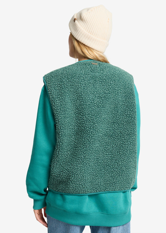 Be Happy Vest in Evergreen
