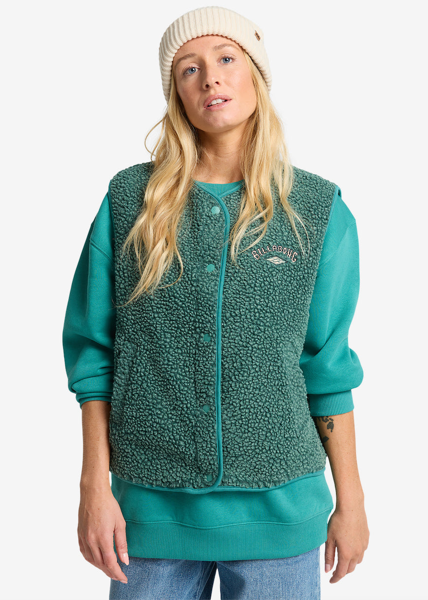 Be Happy Vest in Evergreen