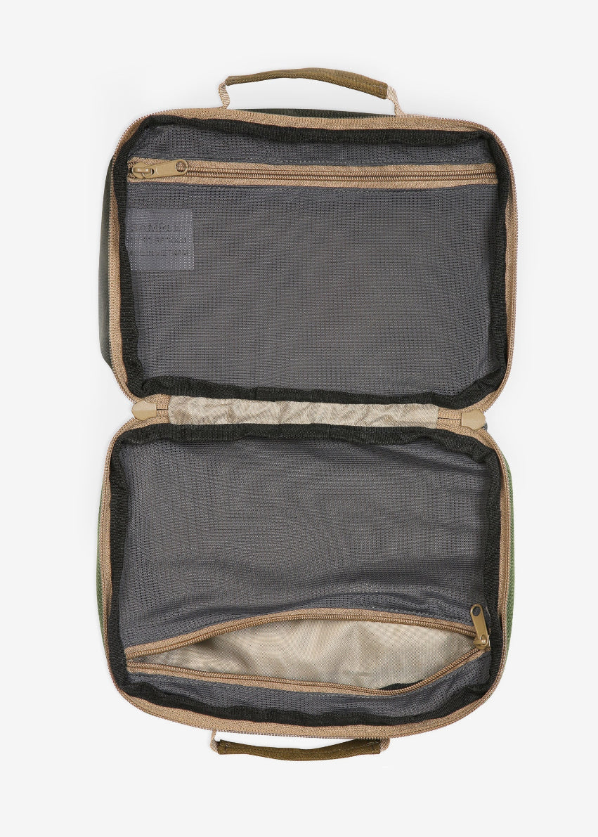 Take In Tow Travel Case in Ground Cover