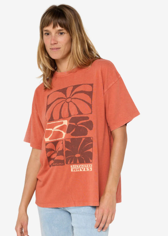 Oceanic Heritage Tee in Brick