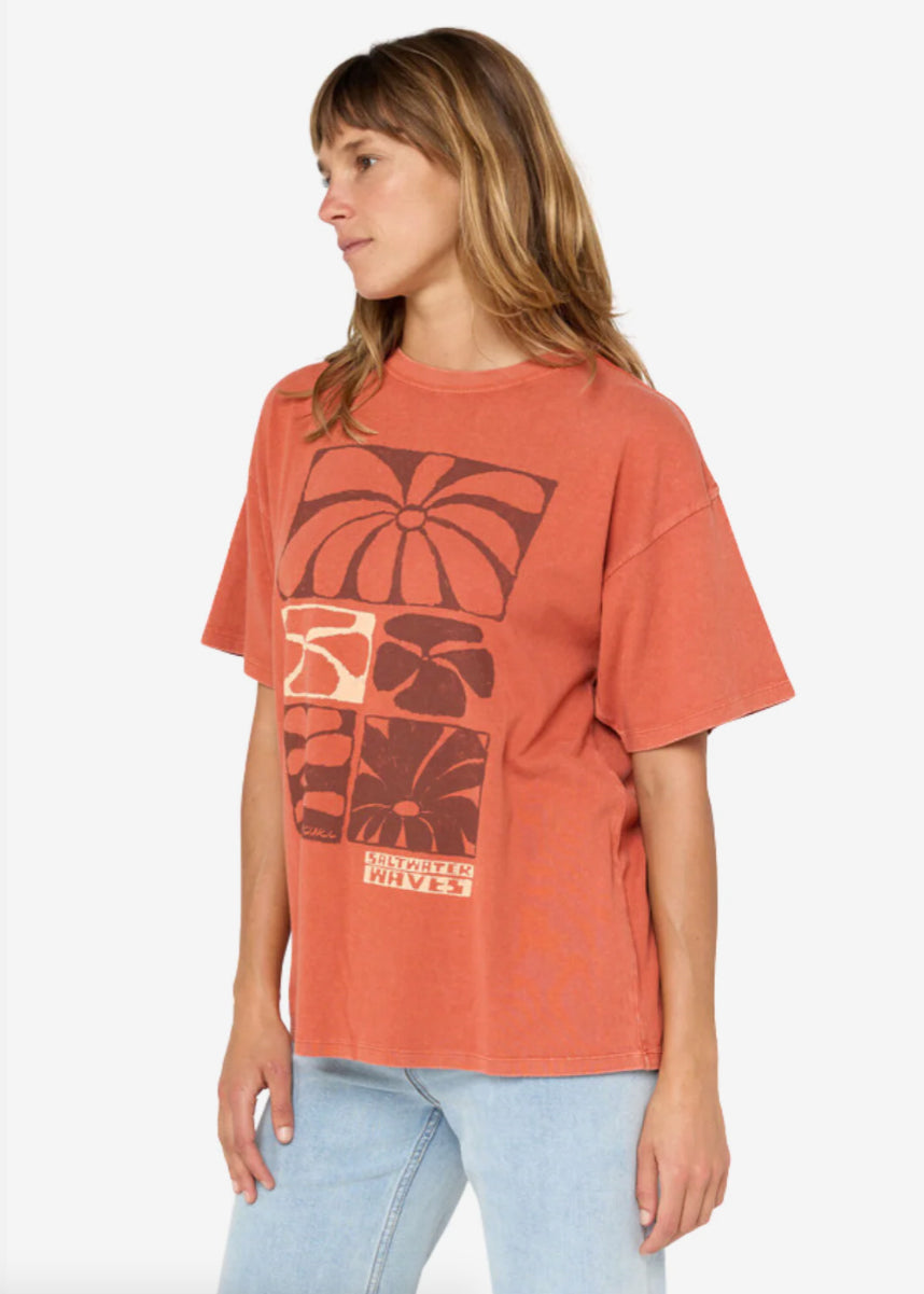 Oceanic Heritage Tee in Brick