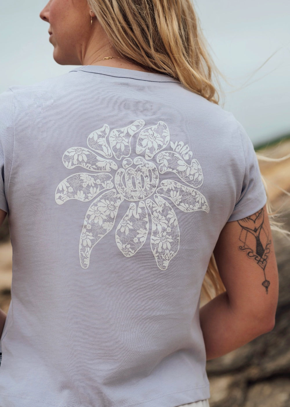 Bloomed T-Shirt by Vans