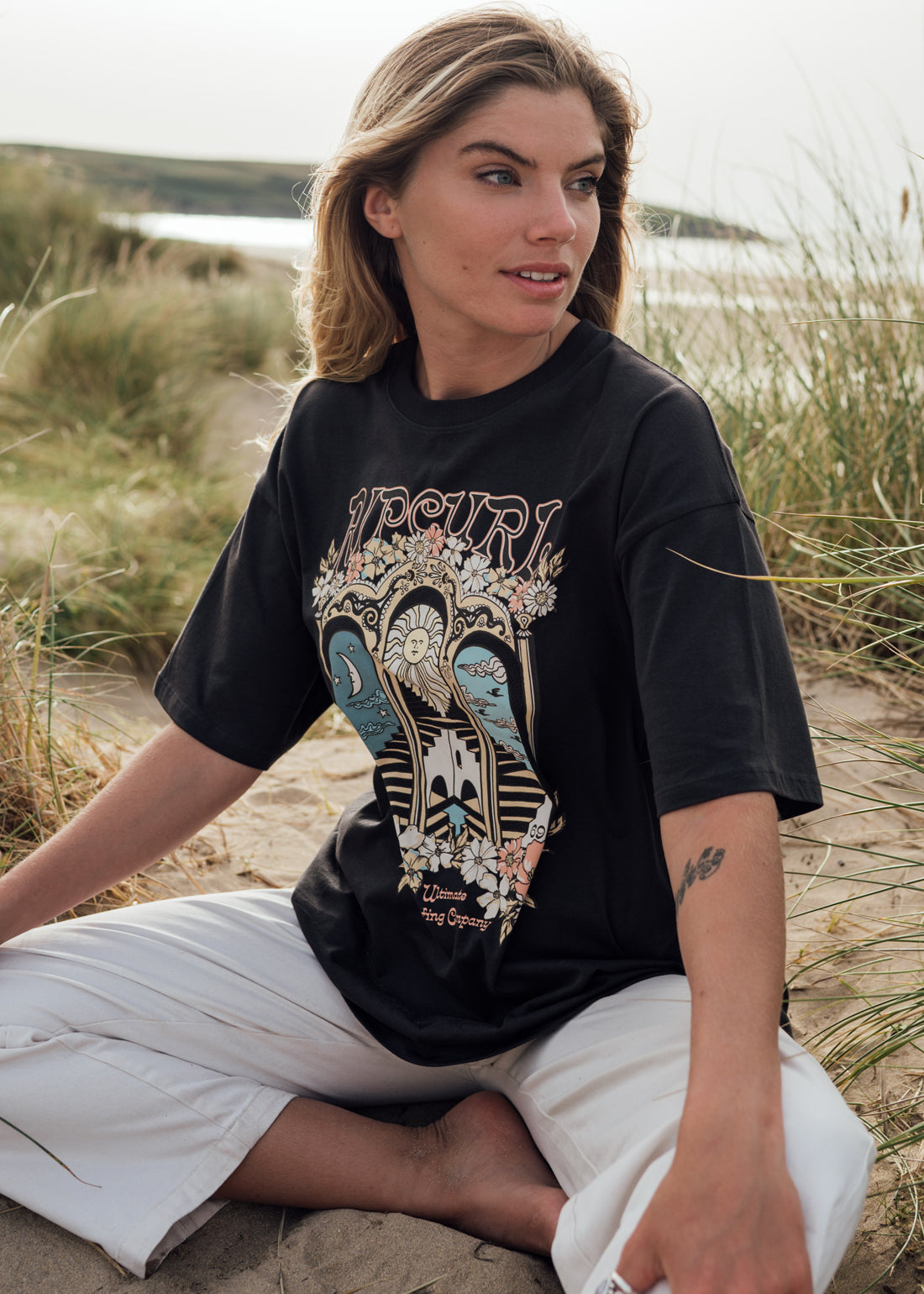 Load image into Gallery viewer, Tropical Tour Heritage Tee in Washed Black by Rip Curl
