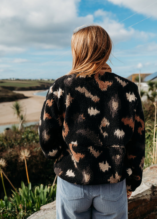 Xena Outdoor Quarter Button Fleece