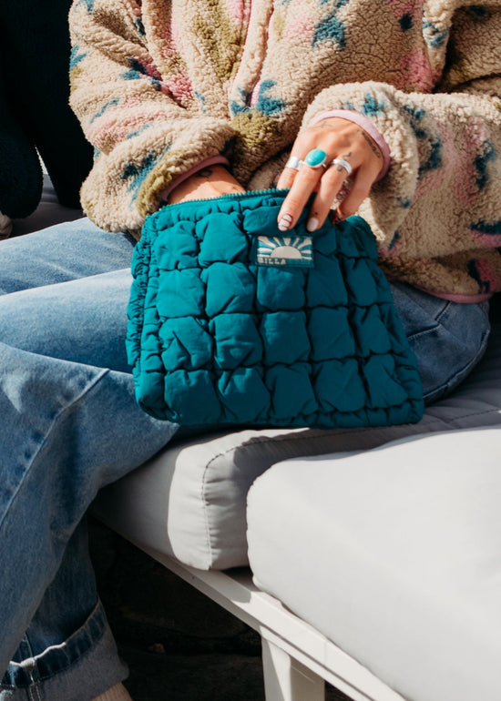 Winter Escape Pouch in Evergreen