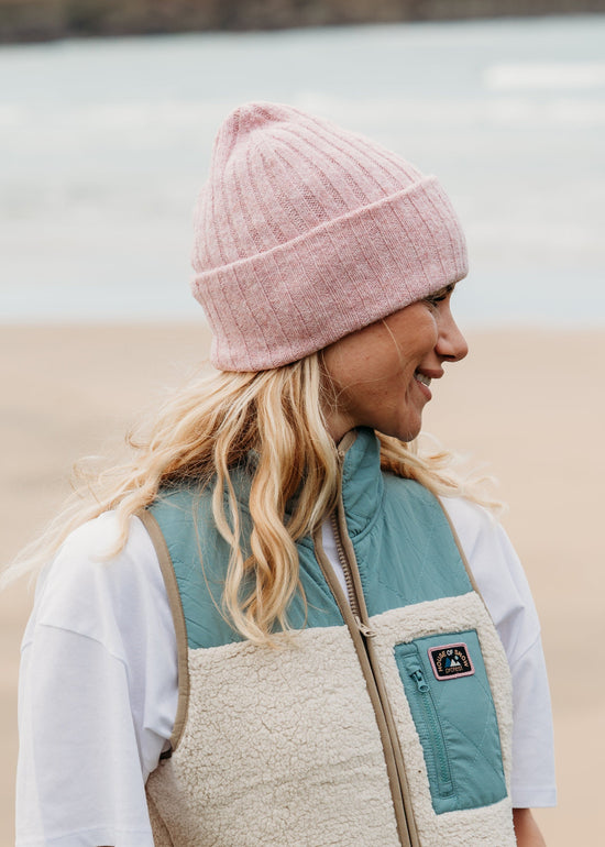 Reflex Beanie in Vintage Pink