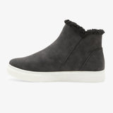 Theeo Boots in Black by Roxy