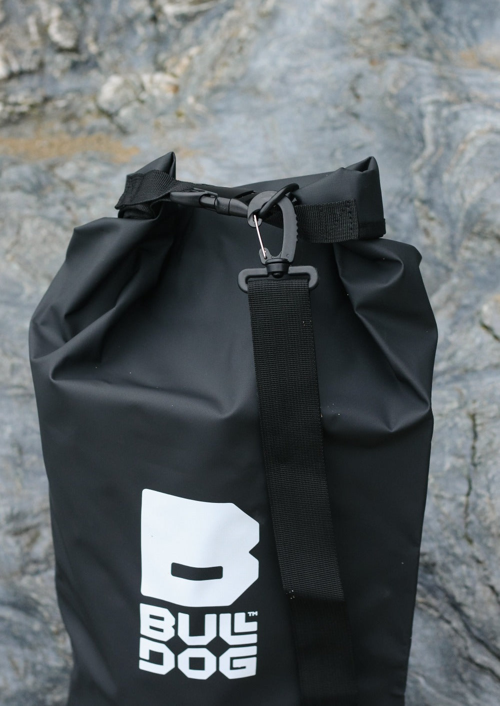 Load image into Gallery viewer, Dry Barrel Bag 20L by Bulldog
