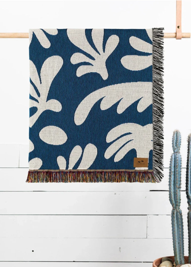 Kingston Tapestry Woven Blanket