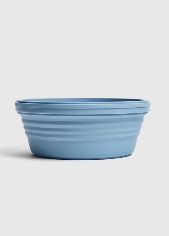 Load image into Gallery viewer, Steel Blue Collapsible Bowl 1.1 Litres by Stojo

