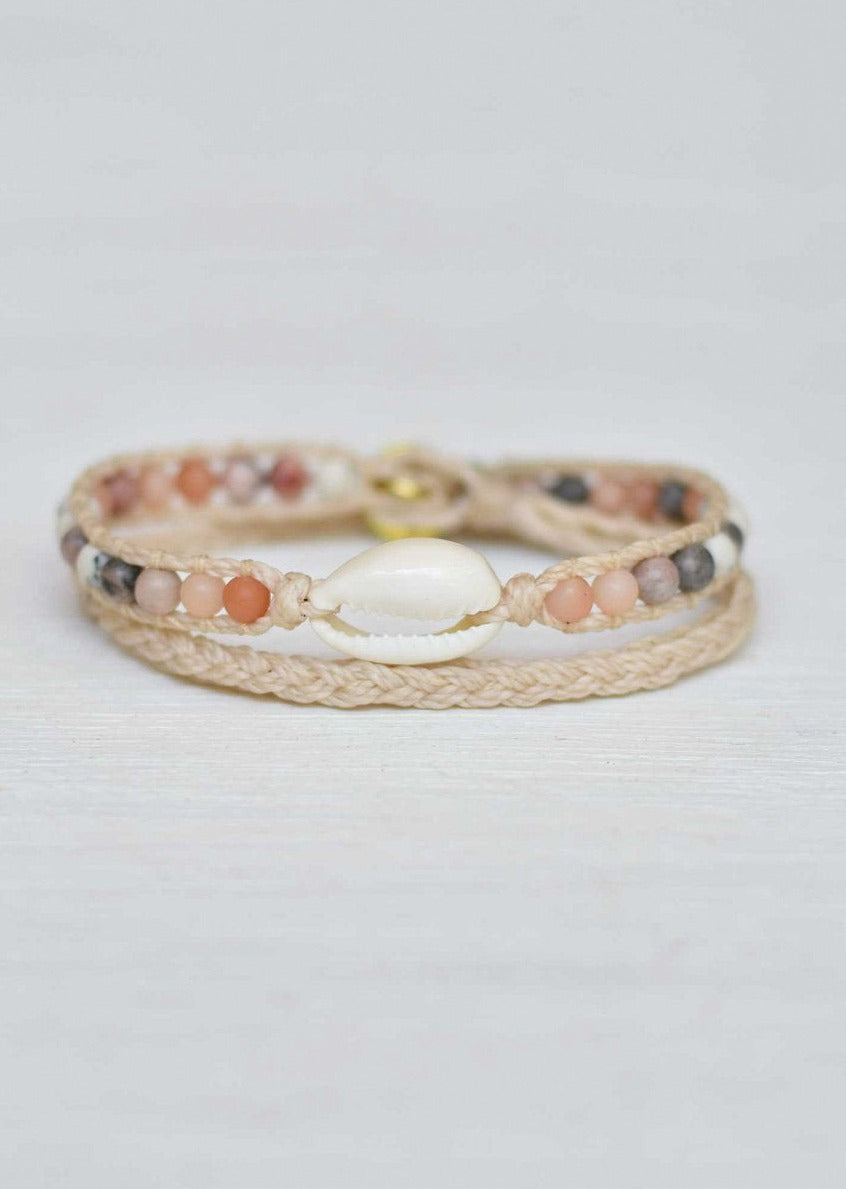 Load image into Gallery viewer, Double Wrap Cowrie Shell Natural Bracelet
